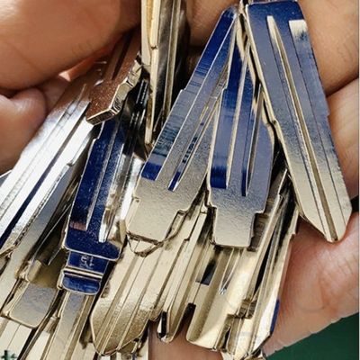 Logo personnalisé Keydiy Universal télécommandes Flip Key Blade pour voiture automobile et expédition rapide