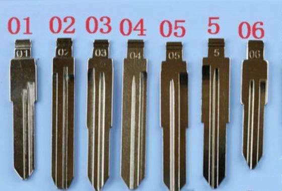 Logo personnalisé Keydiy Universal télécommandes Flip Key Blade pour voiture automobile et expédition rapide