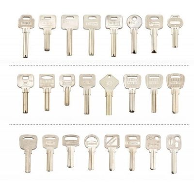 Car Key Fob Compatible Magnétique clé de porte en métal en plastique clés vierges avec logo personnalisé