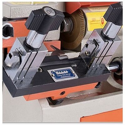110V-220V/50Hz-60Hz DF-100E1 Machine à dupliquer les clés de voiture pour serrurier professionnel